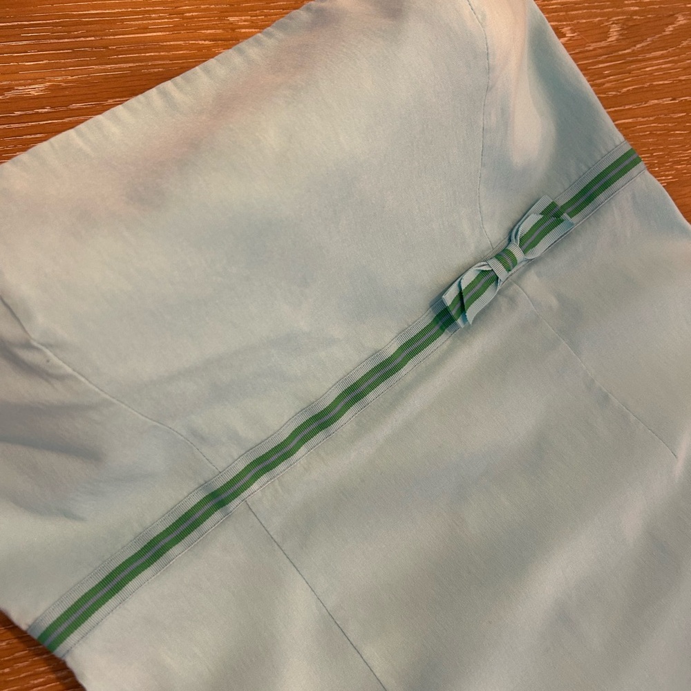 Strapless EXPRESS dress 🩵